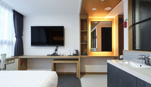 Double Room (Styler)