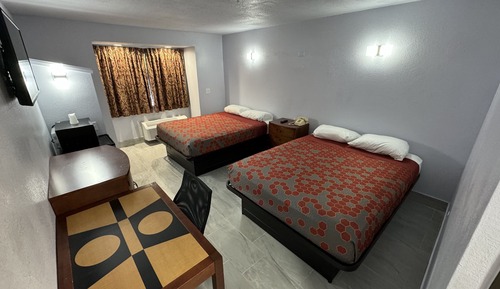 Deluxe Room, 2 Queen Beds, Non Smoking