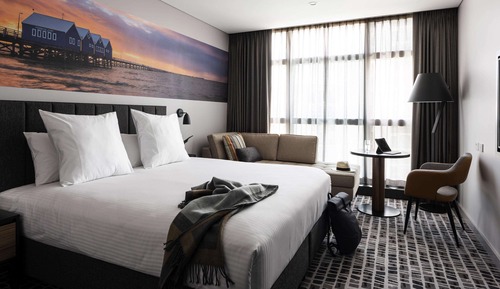 Superior Room, 1 King Bed