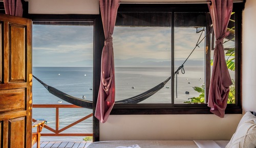 Comfort Room, Ocean View