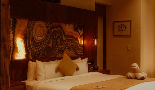 Deluxe Studio Suite