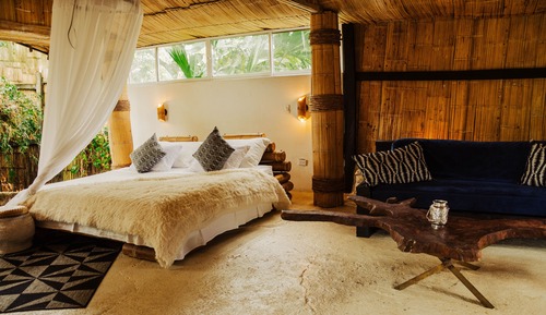 Luxury Cabin (3)