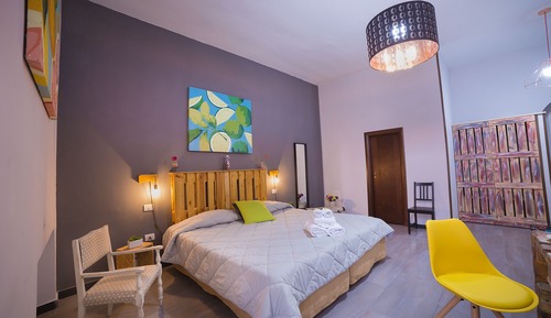 Suite, City View