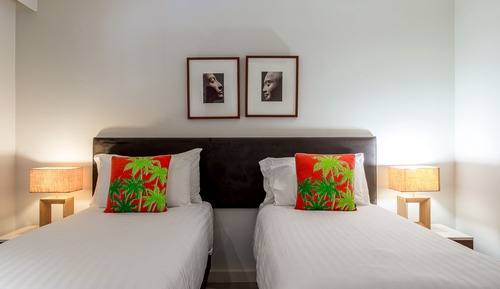 Luxury Apartment (in Sea Temple Palm Cove)