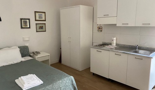 Classic Single Room