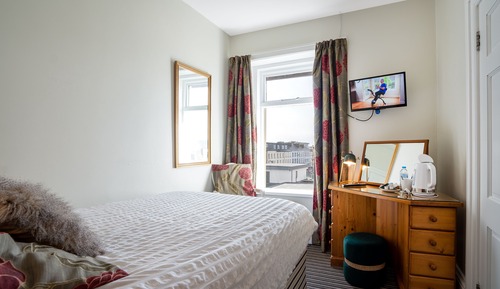 Classic Single Room