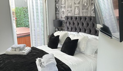 Deluxe Cabin, Ensuite (ROOM 7 CABIN)