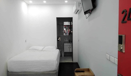 Basic Room, 1 Double Bed