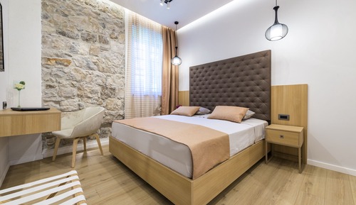 Apartment (A6)