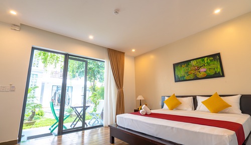 Deluxe Double or Twin Room, Pool View