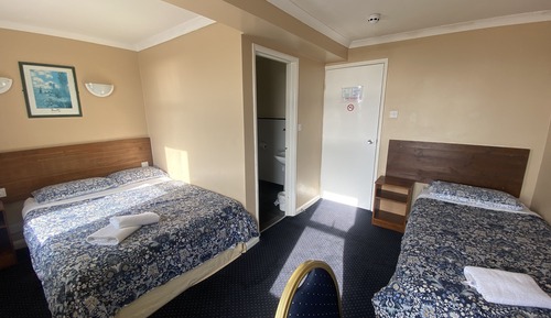Family Triple Room, 1 King Bed