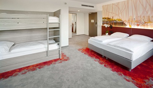 Standard Room, Multiple Beds