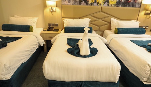 Deluxe Room, Multiple Beds