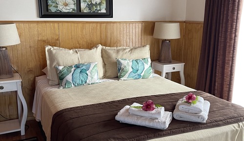Room Nua, 1 Double Room, Bathtub, Garden View