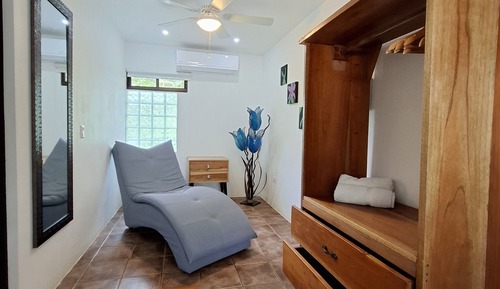Deluxe Room, 1 King Bed