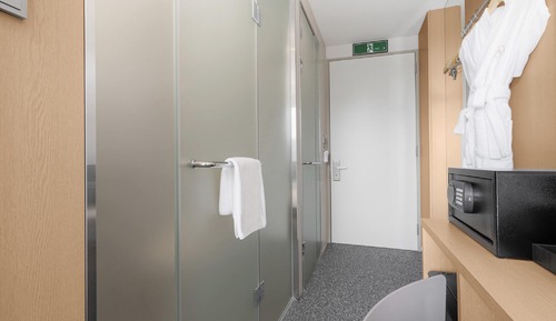 Semi Double Room with Breakfast for 2