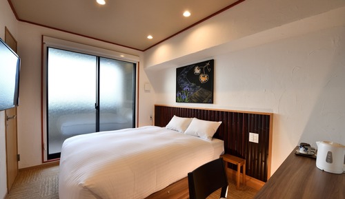 Superior Single Room, Women only, Non Smoking