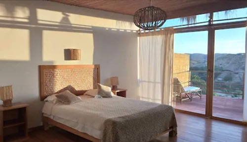 Double Room, 1 Queen Bed
