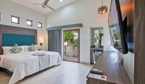 Superior Double Room, Ensuite, Garden View (Jardín con terraza)