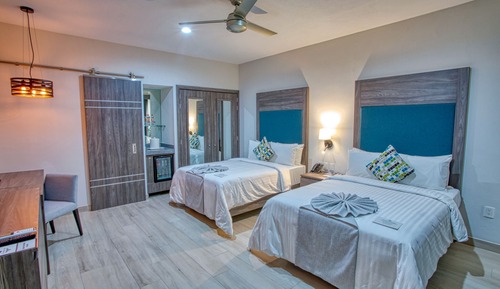 Quadruple Room, Ensuite, Courtyard View (Habitacion Patio)