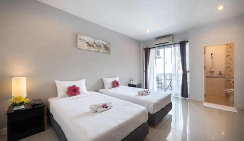 Deluxe Twin Room