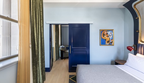 Premium Suite, 1 King Bed, Accessible (Mobility & Hearing, Roll-in Shower)