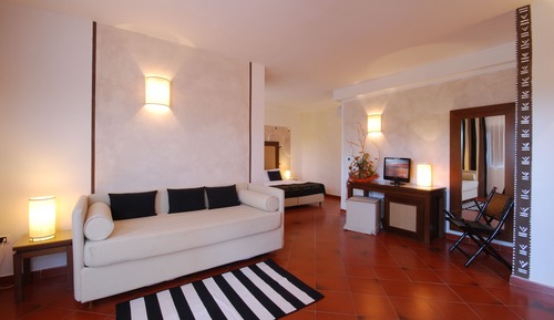 Triple Room