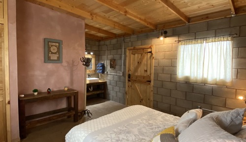 Comfort Room (Rocinante)