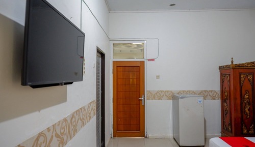 Twin Room (RedDoorz)