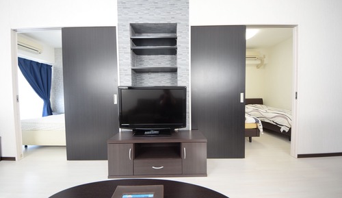Family Room Dx-1