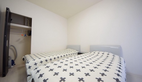 Standard Twin Room C-7
