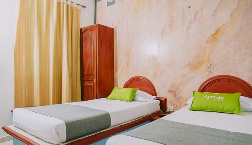 Economy Twin Room