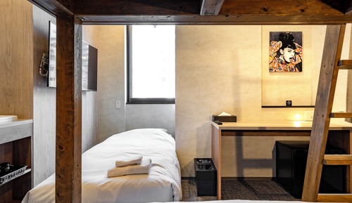 Economy Room