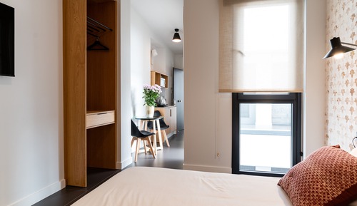 Premium Room