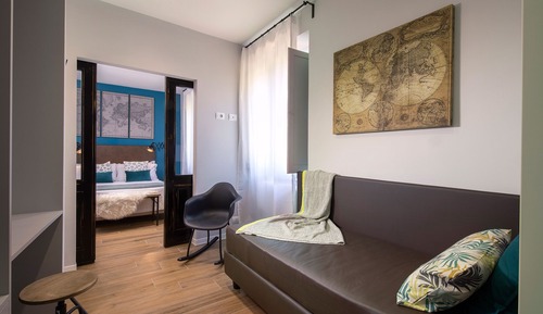Exclusive Room