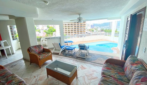 Premium Room, 2 Bedrooms, Kitchen, Poolside