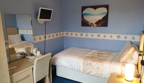 Single Room (Room 7)