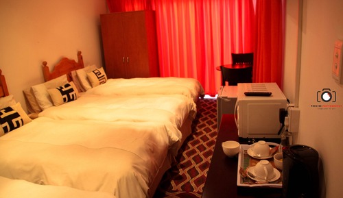 Family Room, Multiple Beds