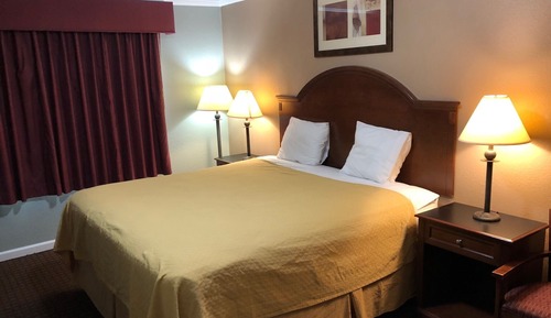 Room, 1 King Bed, Non Smoking