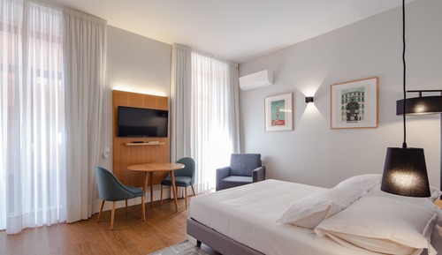 City Studio, 1 Queen Bed, Non Smoking, Patio