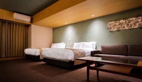 Superior Suite with Hinoki