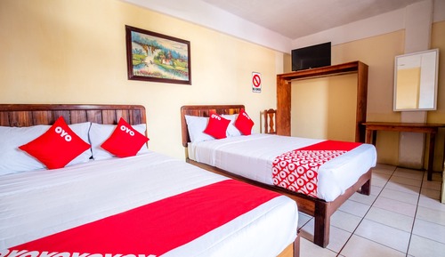 Standard Room (Three beds)