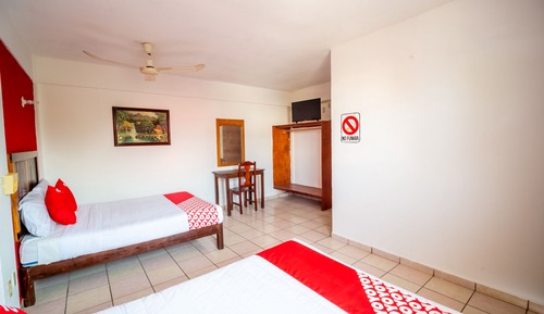 Standard Room, 2 Double Beds