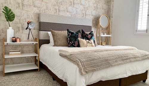 Clifton YOLO Spaces Clifton Boutique Apartment B