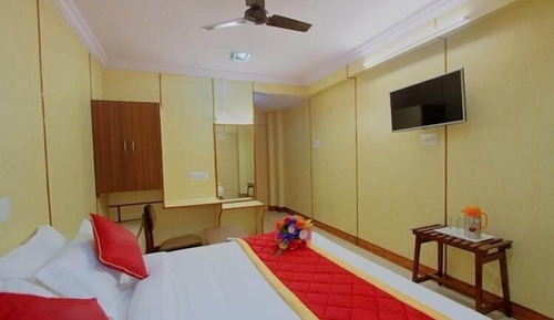 Deluxe Single Room