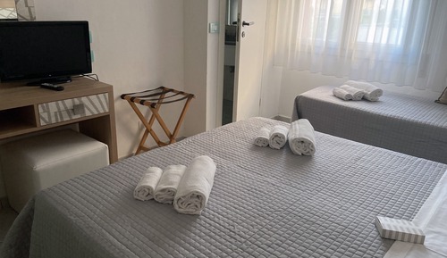 Economy Triple Room