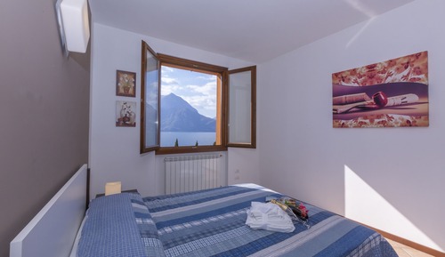 Family Apartment, 1 Bedroom (Fontana Del Lago Apt. 6)