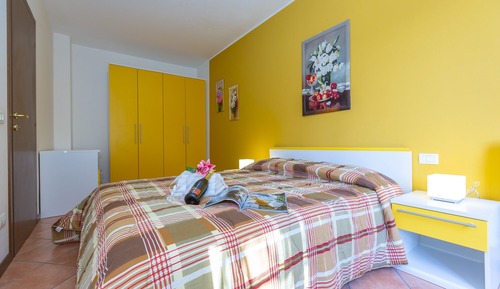 Family Apartment, 1 Bedroom (Fontana Del Lago Apt. 16)