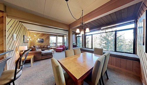 Condo, 2 Bedrooms