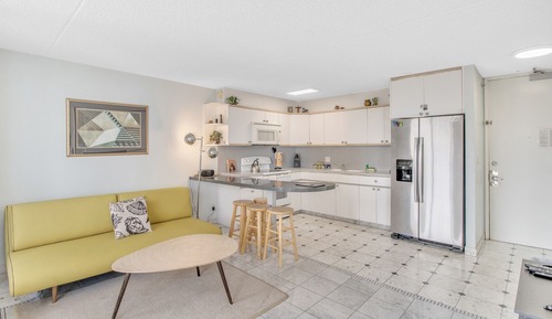 Condo, 1 Bedroom